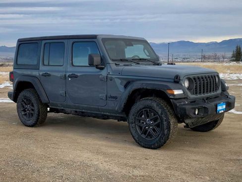 Used 2024 Jeep Wrangler Sport S image 2