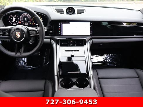 Used 2026 Porsche Panamera image 18