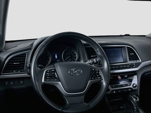 Used 2018 Hyundai Elantra Value Edition FWD image 18