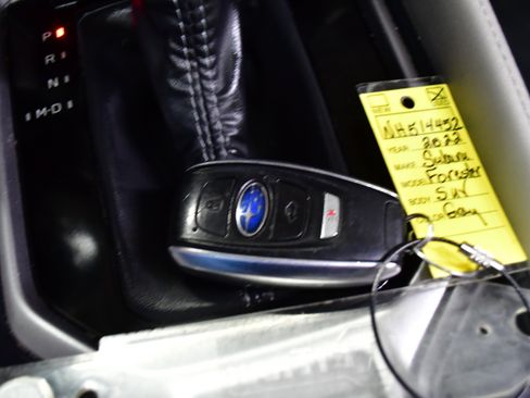 Used 2022 Subaru Forester Limited AWD/4WD image 36