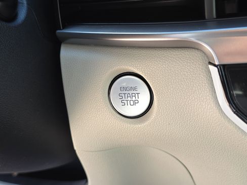 New 2026 Kia Sorento S image 29