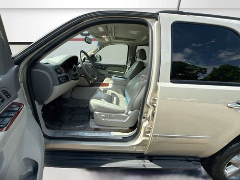 Used 2014 Chevrolet Tahoe LTZ image 21