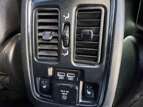 Used 2015 Jeep Grand Cherokee Limited AWD/4WD image 36