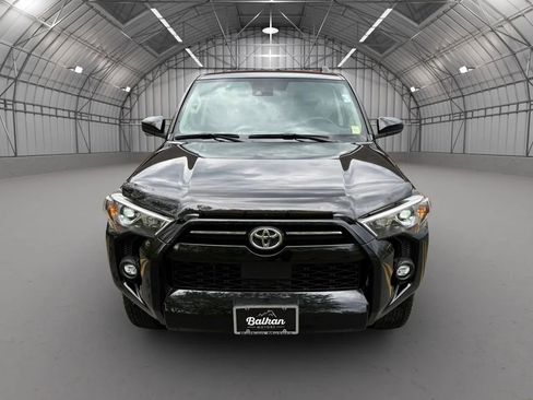 Used 2023 Toyota 4Runner SR5 AWD/4WD image 15