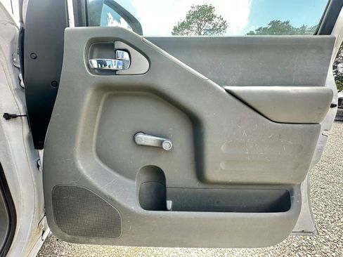 Used 2016 Nissan Frontier S RWD image 40