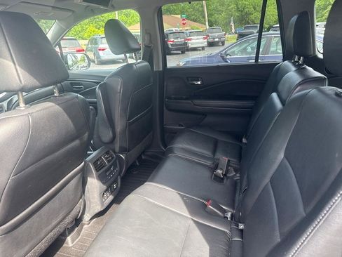Used 2016 Honda Pilot Touring image 22