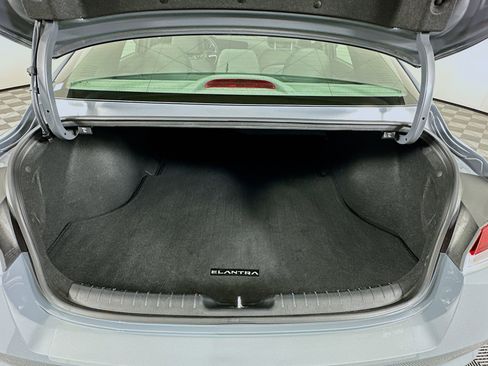 Used 2023 Hyundai Elantra SEL w/ Convenience Package image 27