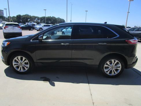 Used 2023 Ford Edge Titanium w/ Cargo Accessory Package AWD/4WD image 6