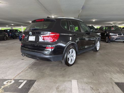 Used 2017 BMW X3 sDrive28i RWD image 8