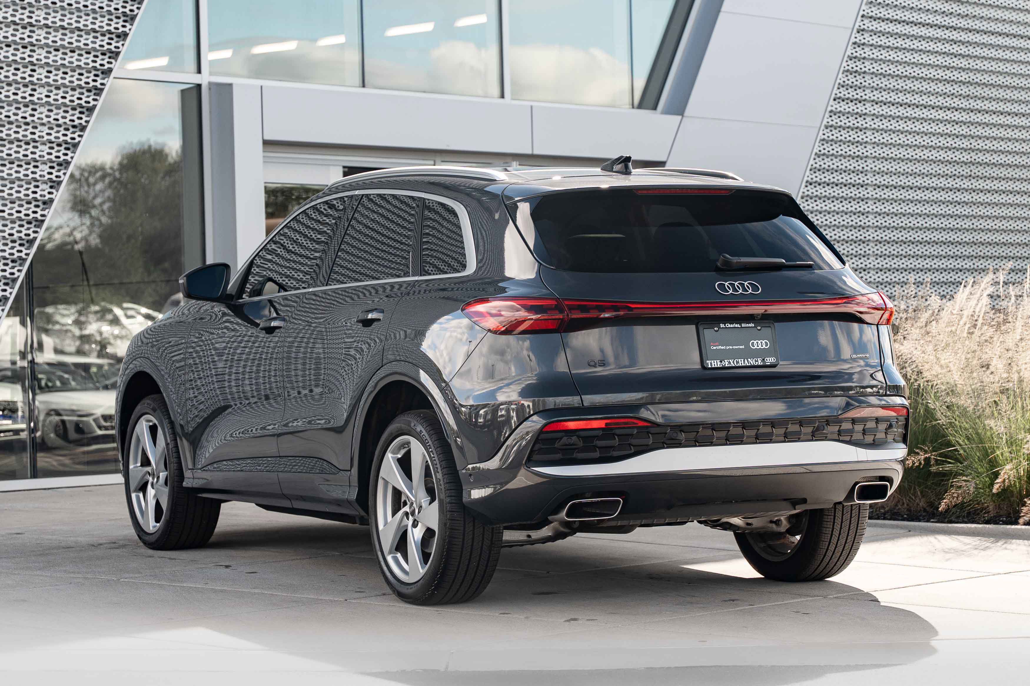 Certified 2025 Audi Q5 Premium w/ Premium Plus AWD/4WD image 5