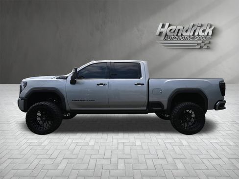 Used 2025 GMC Sierra 2500 Denali Ultimate AWD/4WD image 7