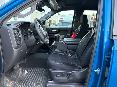 Used 2022 Chevrolet Silverado 1500 Custom w/ LPO, Dark Essentials Package AWD/4WD image 13
