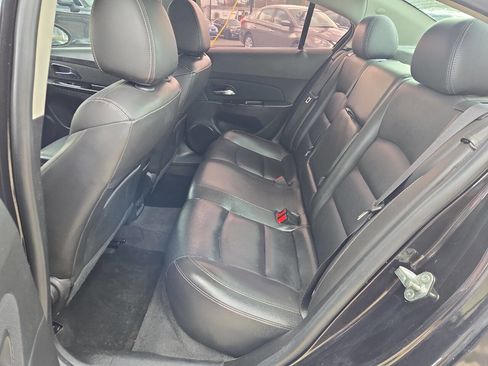 Used 2014 Chevrolet Cruze LT image 17