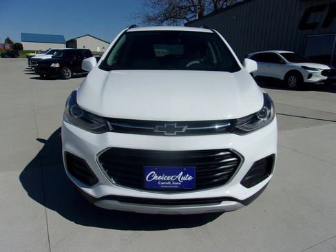 Used 2020 Chevrolet Trax LT w/ Driver Confidence Package AWD/4WD image 6