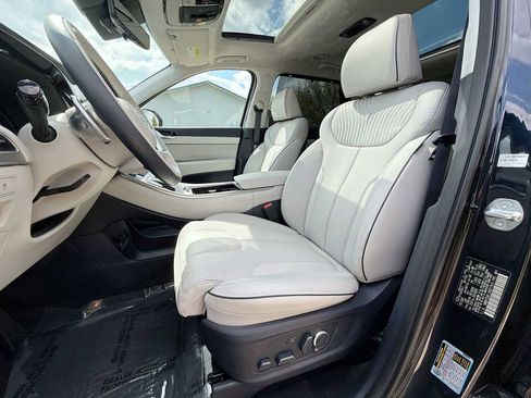 Used 2025 Hyundai Palisade Calligraphy AWD/4WD image 13