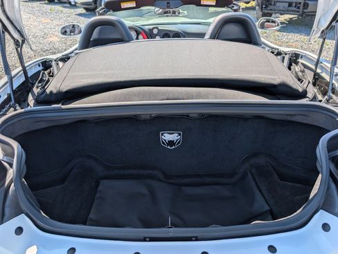 Used 2004 Dodge Viper SRT-10 image 14