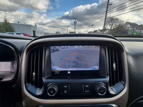 Used 2020 GMC Canyon Denali image 24