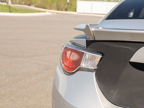 Used 2014 Subaru BRZ Premium RWD image 32