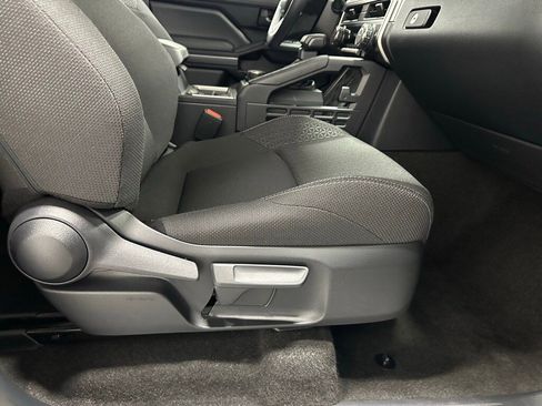 Used 2025 Toyota 4Runner SR5 image 57