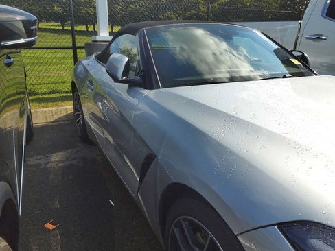 Used 2019 BMW Z4 sDrive30i w/ Convenience Package RWD image 5