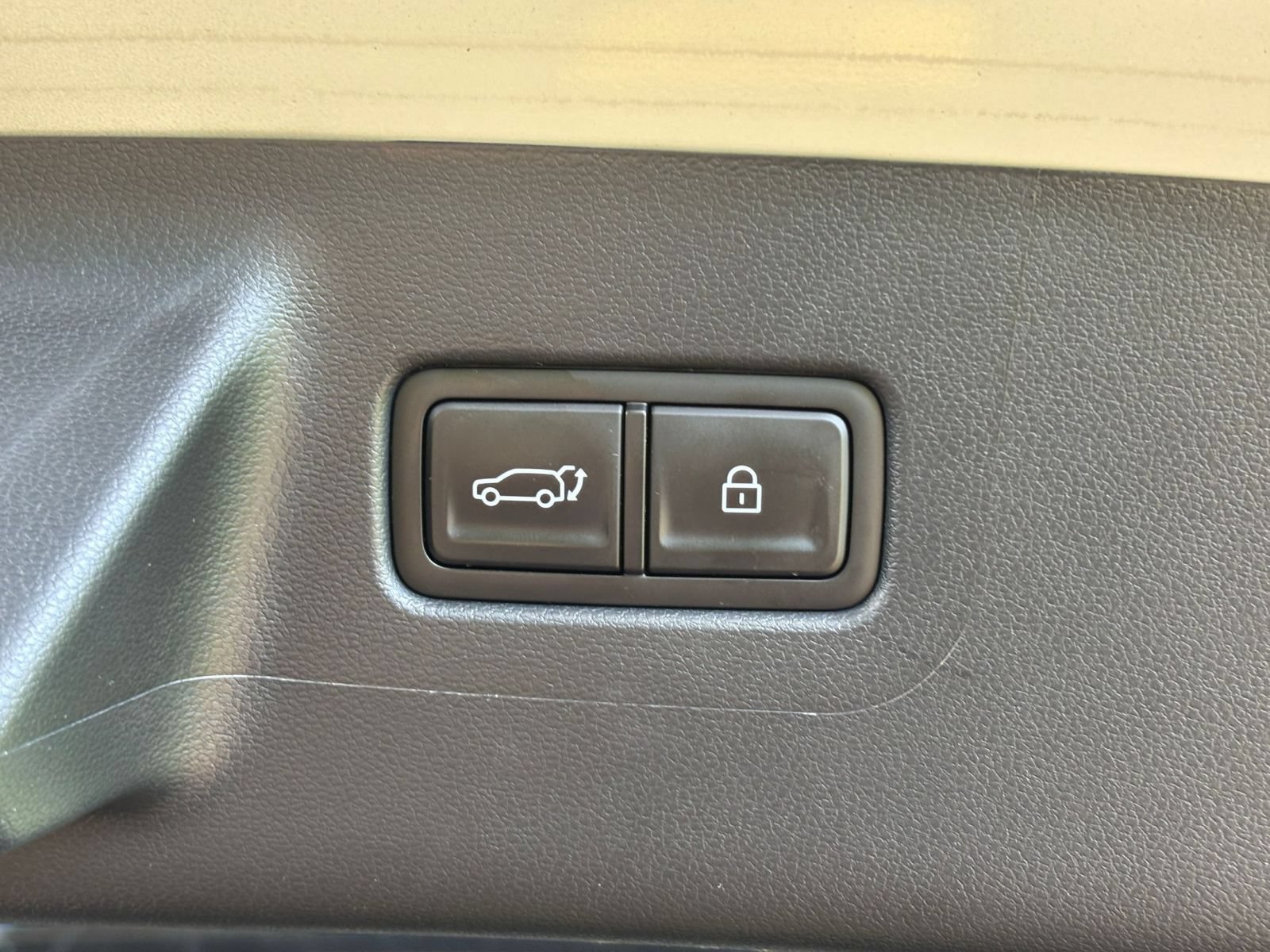 Used 2026 Hyundai Santa Fe SEL FWD image 24