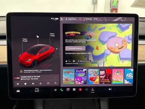 Used 2022 Tesla Model Y Long Range image 23