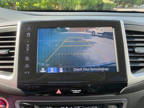 Used 2017 Honda Ridgeline RTL-T image 24