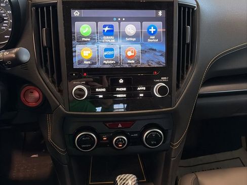 Used 2022 Subaru Crosstrek 2.5i Sport w/ Moonroof Package image 11