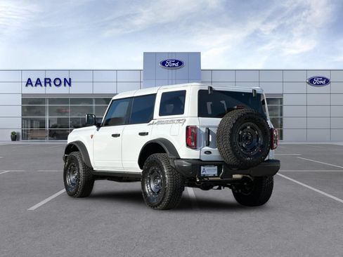 New 2025 Ford Bronco Badlands w/ Sasquatch Package AWD/4WD image 4
