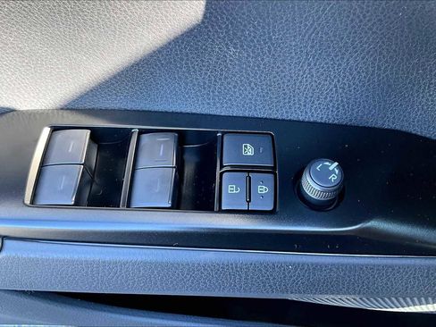 New 2026 Toyota Camry SE image 20