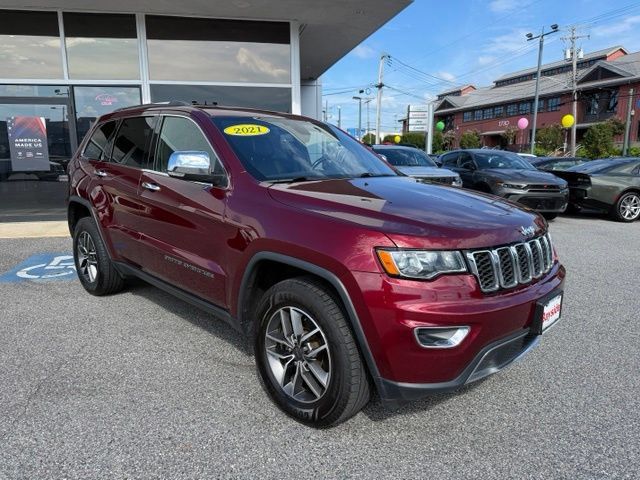 Used 2021 Jeep Grand Cherokee Limited AWD/4WD image 2