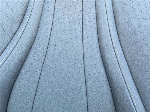 Used 2026 Mercedes-Benz CLE 300 4MATIC Cabriolet image 13