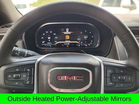 Used 2023 GMC Yukon SLT w/ SLT Luxury Package RWD image 23
