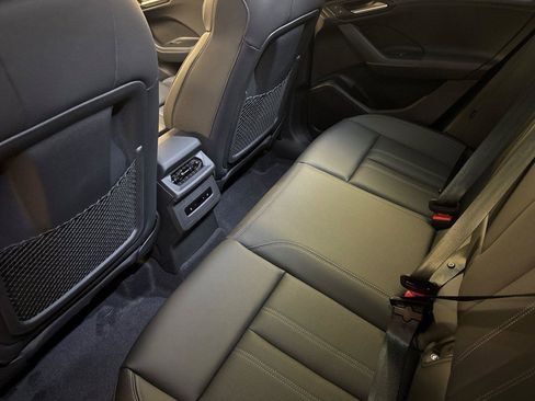 New 2025 Audi Q6 e-tron Premium Plus image 11