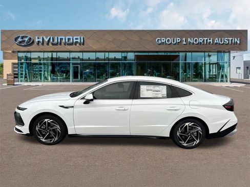 New 2026 Hyundai Sonata SEL FWD image 8