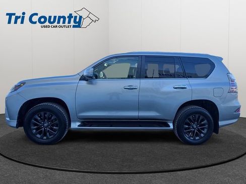 Used 2020 Lexus GX 460 Premium w/ Premium Package image 5