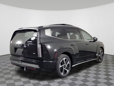 New 2026 Hyundai Ioniq 9 Calligraphy image 3