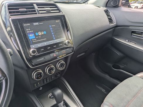 Used 2025 Mitsubishi Outlander Sport SE AWD/4WD image 20