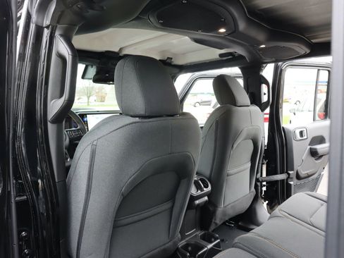 New 2024 Jeep Wrangler Unlimited Sport image 10