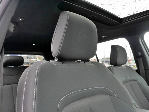 Used 2024 Jeep Grand Cherokee Laredo X w/ Luxury Tech Group I image 14