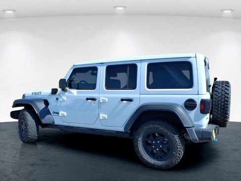 Used 2023 Jeep Wrangler Unlimited w/ Sun & Screen Package AWD/4WD image 19