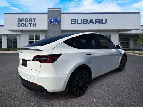 Used 2022 Tesla Model Y Performance image 3