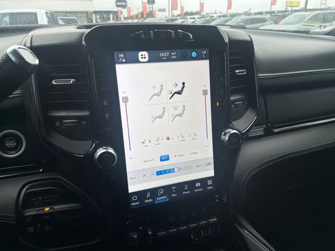 Used 2022 RAM 2500 Limited image 18