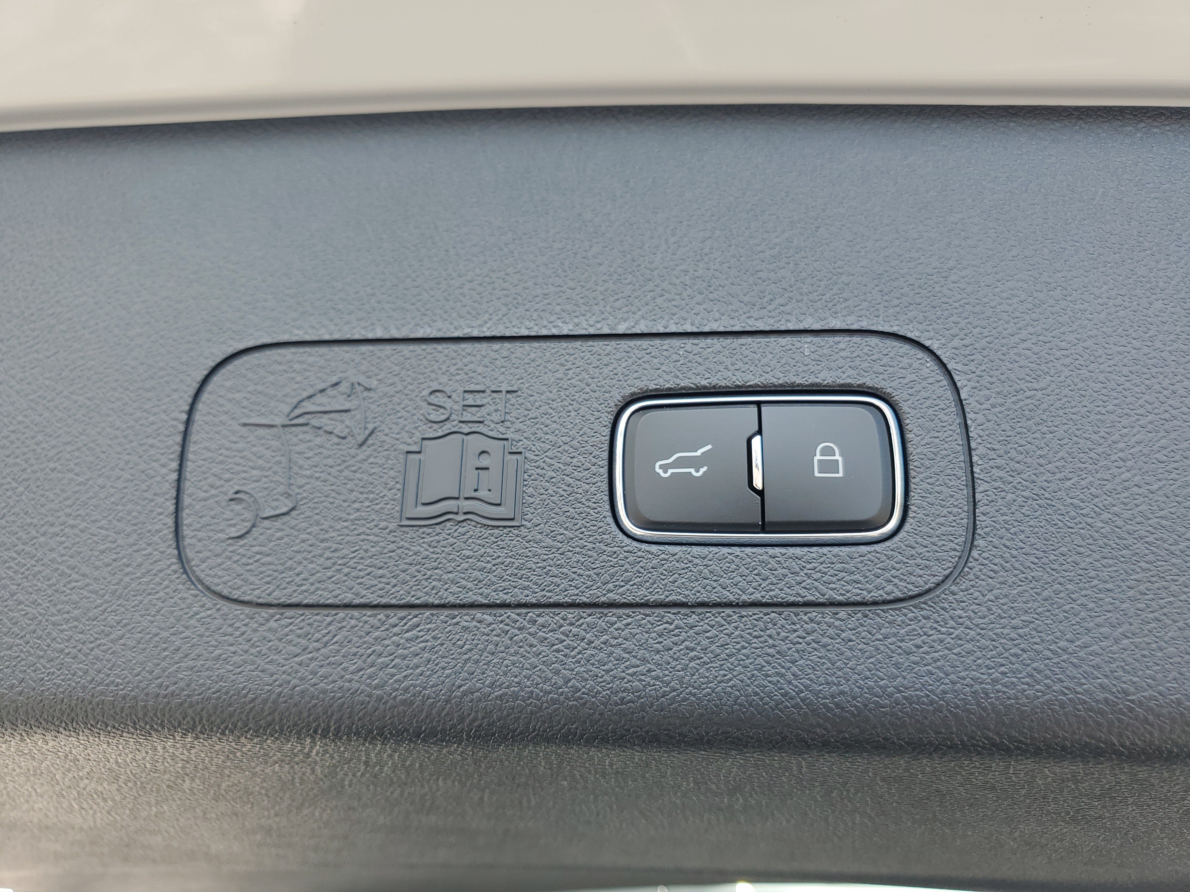 New 2027 Lincoln Aviator Reserve w/ Jet Appearance Package AWD/4WD image 30