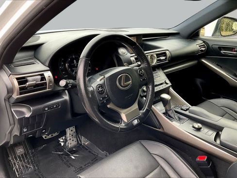 Used 2016 Lexus IS 200t w/ F Sport Package RWD image 18