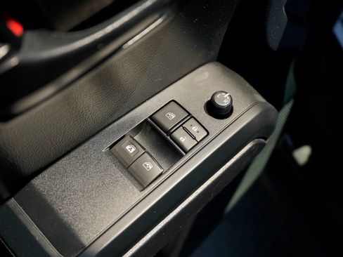 Used 2019 Toyota Tacoma SR w/ SR Convenience Package AWD/4WD image 38