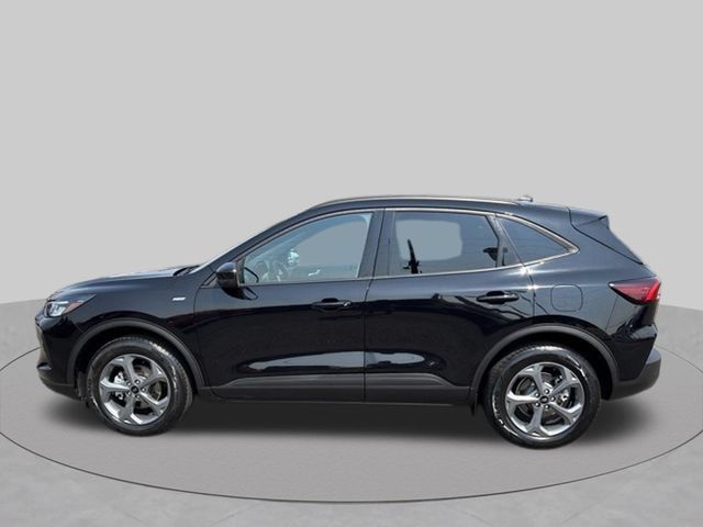 Used 2025 Ford Escape ST-Line Select AWD/4WD image 2
