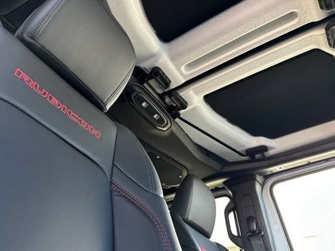 New 2026 Jeep Gladiator Rubicon AWD/4WD image 15