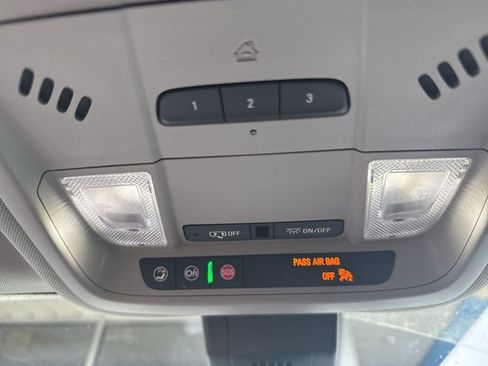 Certified 2024 GMC Terrain AT4 image 17