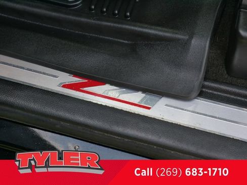 Used 2016 Chevrolet Silverado 1500 LT w/ Snow Plow Prep Package AWD/4WD image 19